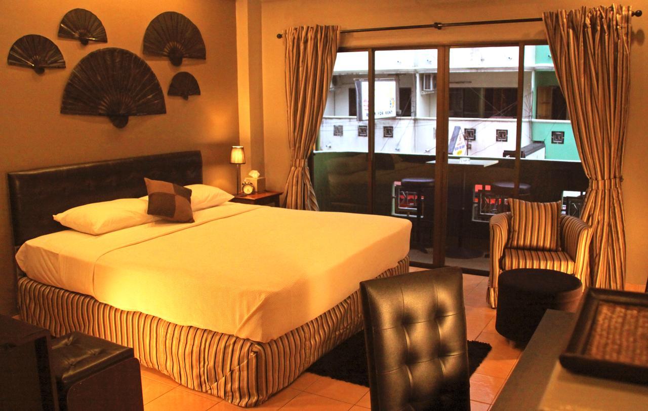 The Golf Club Pattaya Exterior foto